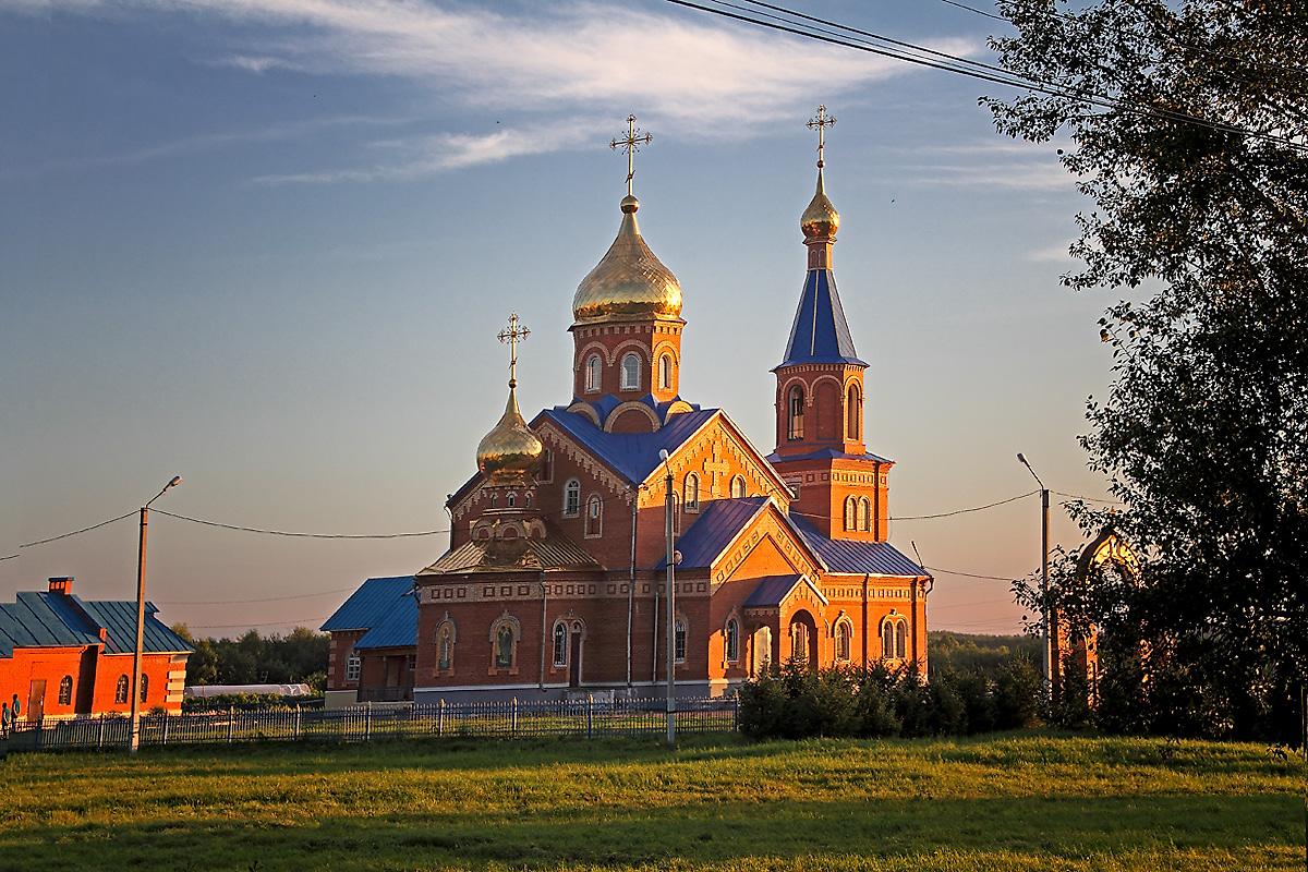 общий вид в ландшафте. Церковь Николая Чудотворца, Рузаевка (Рузаевский район и г. Рузаевка, Республика Мордовия)