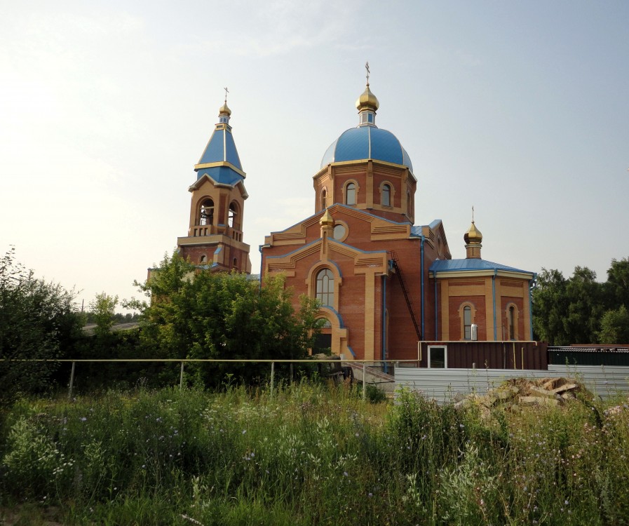 Церковь Казанской иконы Божией Матери, Новосибирск (Новосибирск, город, Новосибирская область). общий вид в ландшафте, Вид с юго-востока