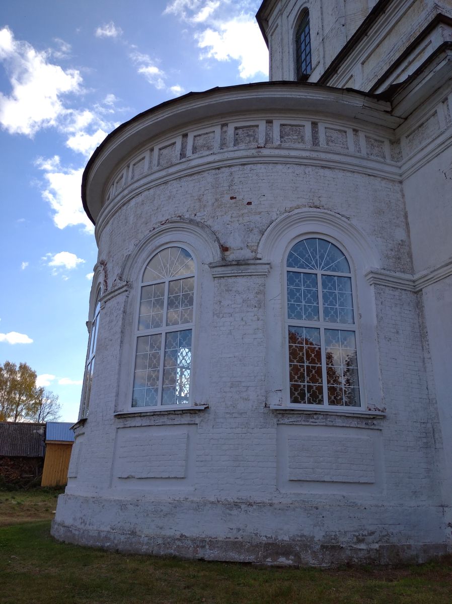 Церковь Успения Пресвятой Богородицы, Короленко (Кизнерский район, Республика Удмуртия). архитектурные детали
