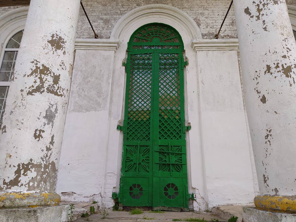 Церковь Успения Пресвятой Богородицы, Короленко (Кизнерский район, Республика Удмуртия). архитектурные детали