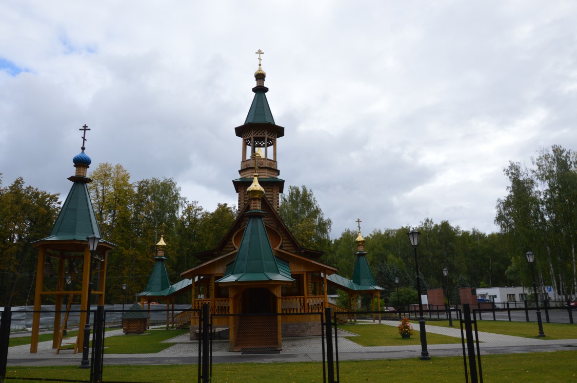 Церковь Иова Многострадального на городском кладбище, Саров (Саров, город, Нижегородская область). фасады
