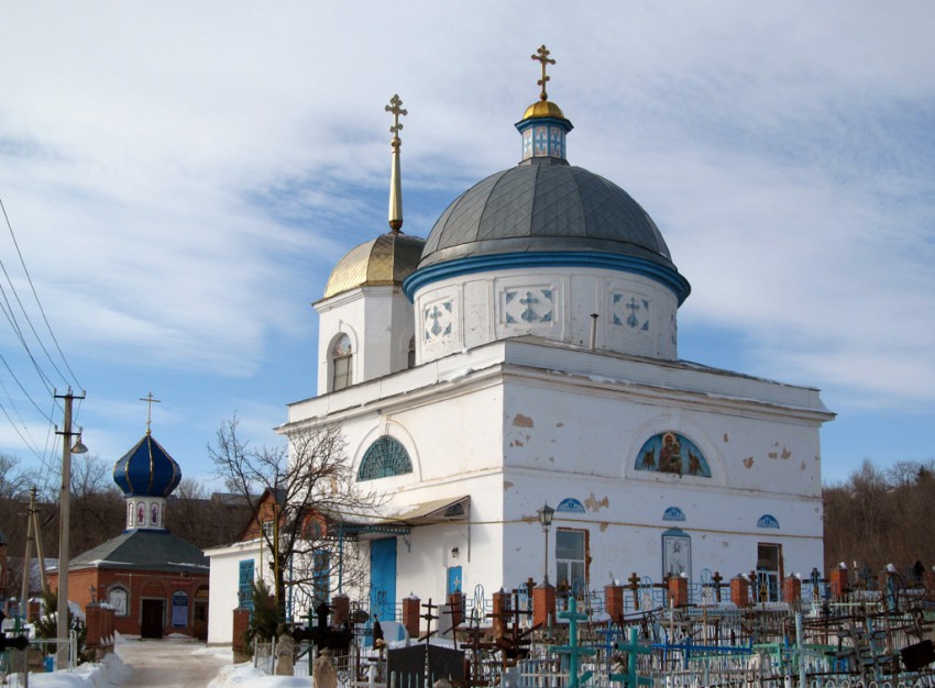 Церковь Успения Пресвятой Богородицы (кладбищенская), Бугуруслан (Бугурусланский район, Оренбургская область). фасады