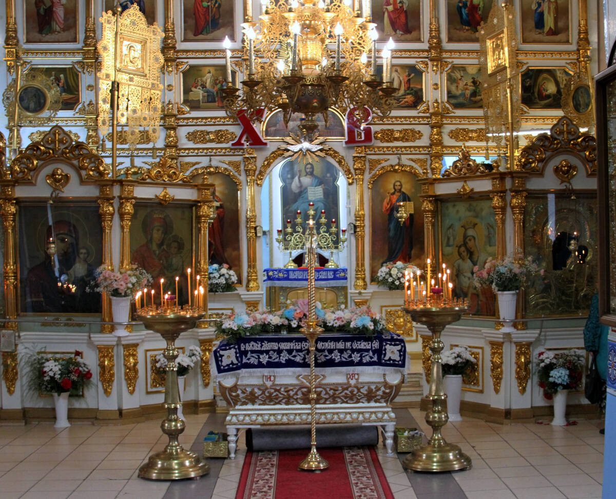 Церковь Успения Пресвятой Богородицы (кладбищенская), Бугуруслан (Бугурусланский район, Оренбургская область). интерьер и убранство