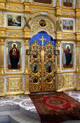 Церковь Татианы при Финансово-экономическом колледже, Царские врата иконостаса<br>, Бузулук, Бузулукский район, Оренбургская область