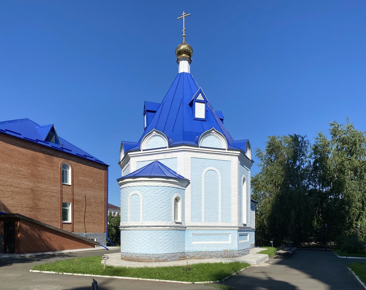 Вид с северо-востока, фасады. Церковь Лазаря Четверодневного, Сорочинск (Сорочинский район, Оренбургская область)