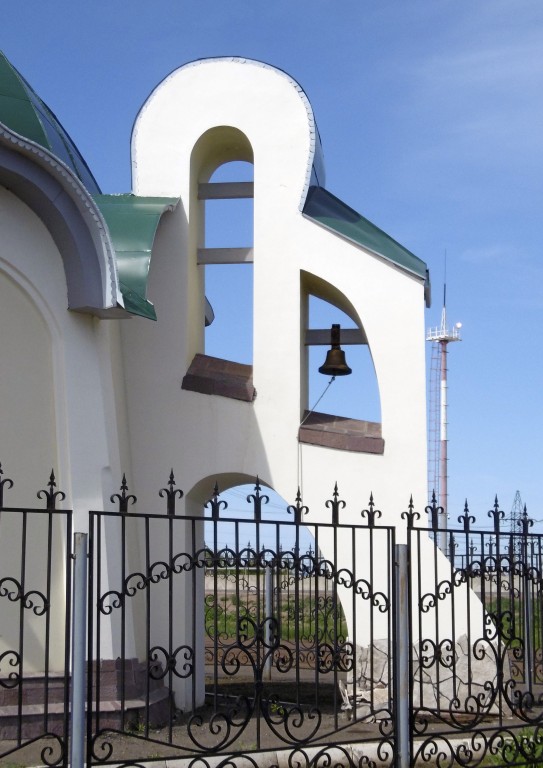Часовня Николая Чудотворца, Сорочинск (Сорочинский район, Оренбургская область). архитектурные детали, Звонница часовни