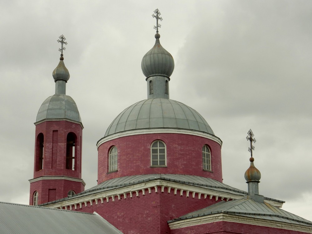 Курманаевка. Церковь Димитрия Солунского. 