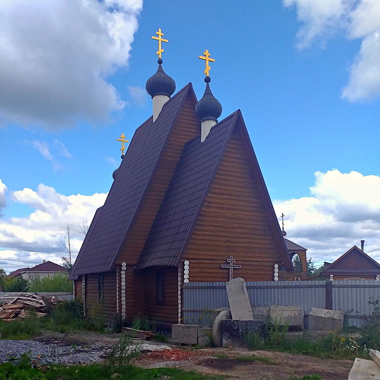 Северка. Церковь Иоанна Кронштадтского. фасады