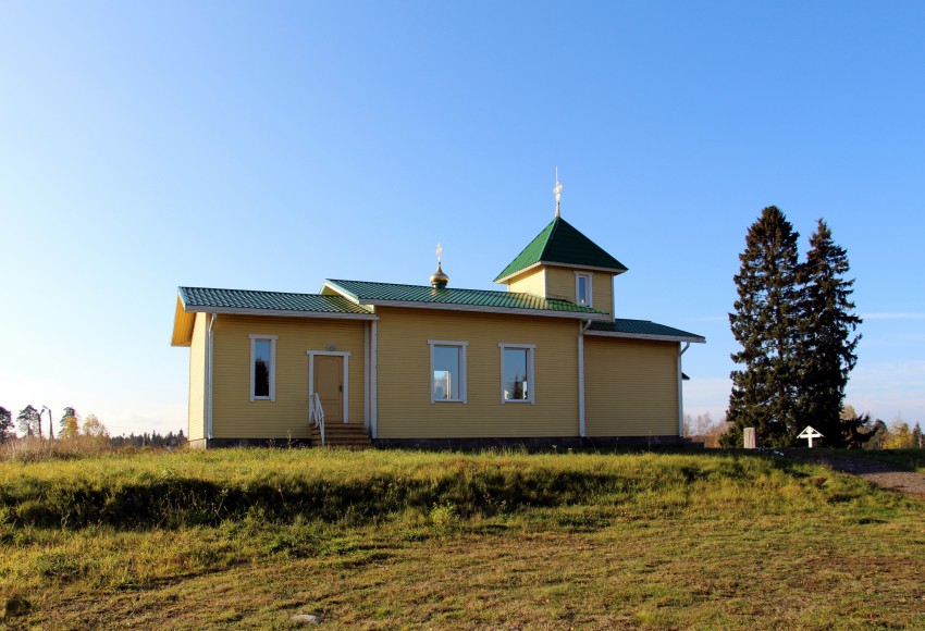 Вяртсиля. Церковь Александра Невского. общий вид в ландшафте