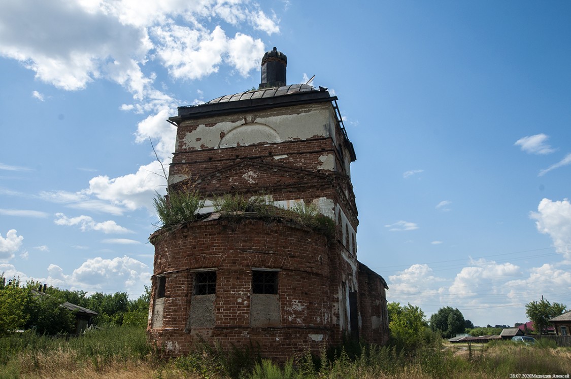 Церковь Троицы Живоначальной, Становое (Целинный район, Курганская область). фасады