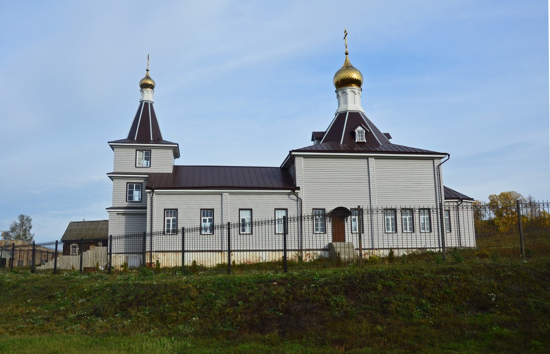 Церковь Рождества Христова, Зарубкино (Зубово-Полянский район, Республика Мордовия). фасады