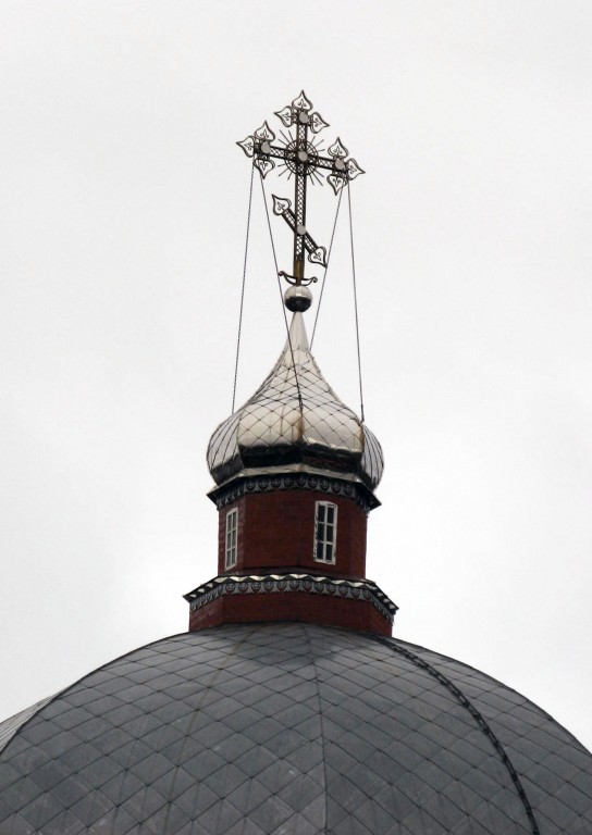 Кафедральный собор Николая Чудотворца, Ардатов (Ардатовский район, Республика Мордовия). архитектурные детали, Завершение главного объема храма