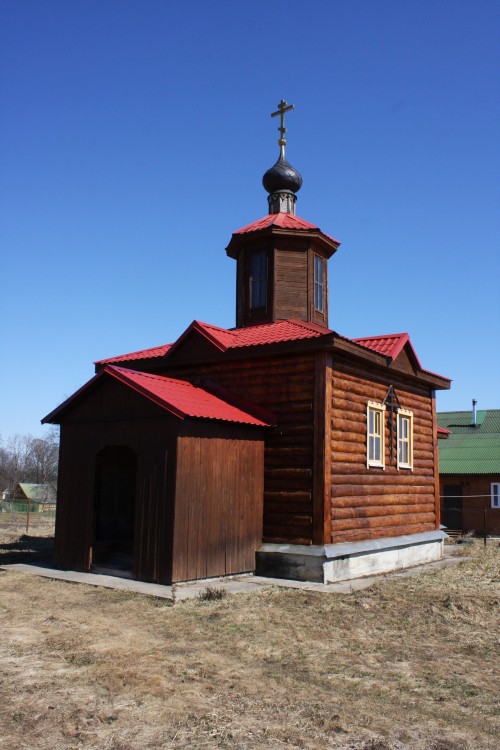 Дрожжино. Церковь Сошествия Святого Духа (новая). фасады