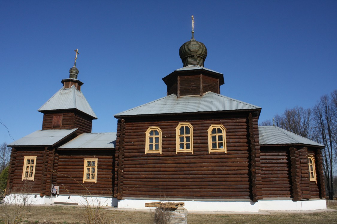 Церковь Кирилла и Мефодия, Угра (Угранский район, Смоленская область). фасады