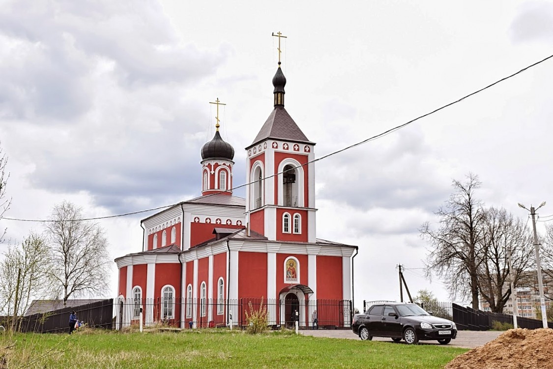 Сафоново. Церковь Владимира равноапостольного. фасады