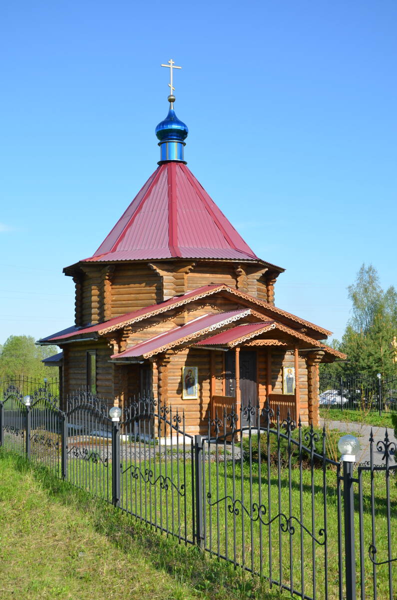 Церковь Казанской иконы Божией Матери, Петрово (Ярцевский район, Смоленская область). фасады