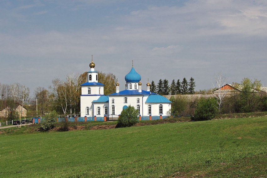Церковь Покрова Пресвятой Богородицы, Кочкурово (Дубёнский район, Республика Мордовия). общий вид в ландшафте