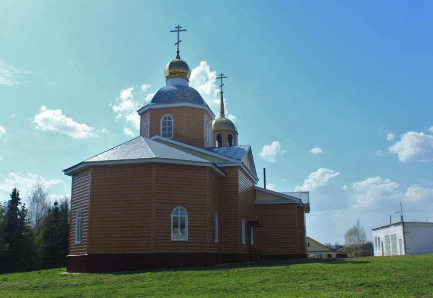 Дубёнки. Церковь Николая Чудотворца. общий вид в ландшафте, Вид с северо-востока