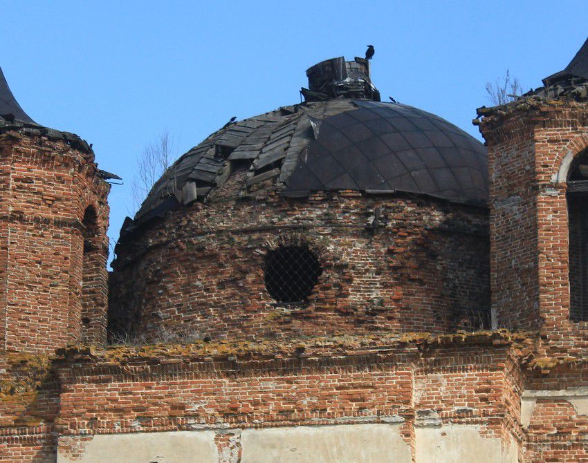 Церковь Казанской иконы Божией Матери, Чеберчино (Дубёнский район, Республика Мордовия). архитектурные детали, Световой барабан