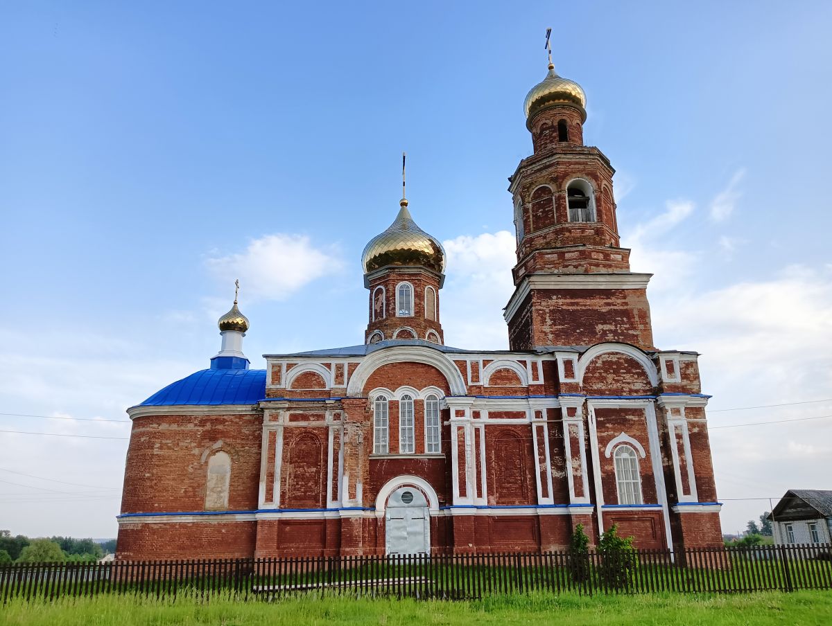 Церковь Успения Пресвятой Богородицы, Марьяновка (Большеберезниковский район, Республика Мордовия). фасады
