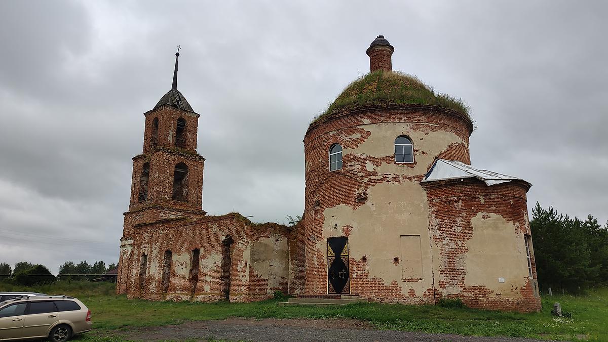фасады. Церковь Петра и Павла, Починки (Большеберезниковский район, Республика Мордовия)
