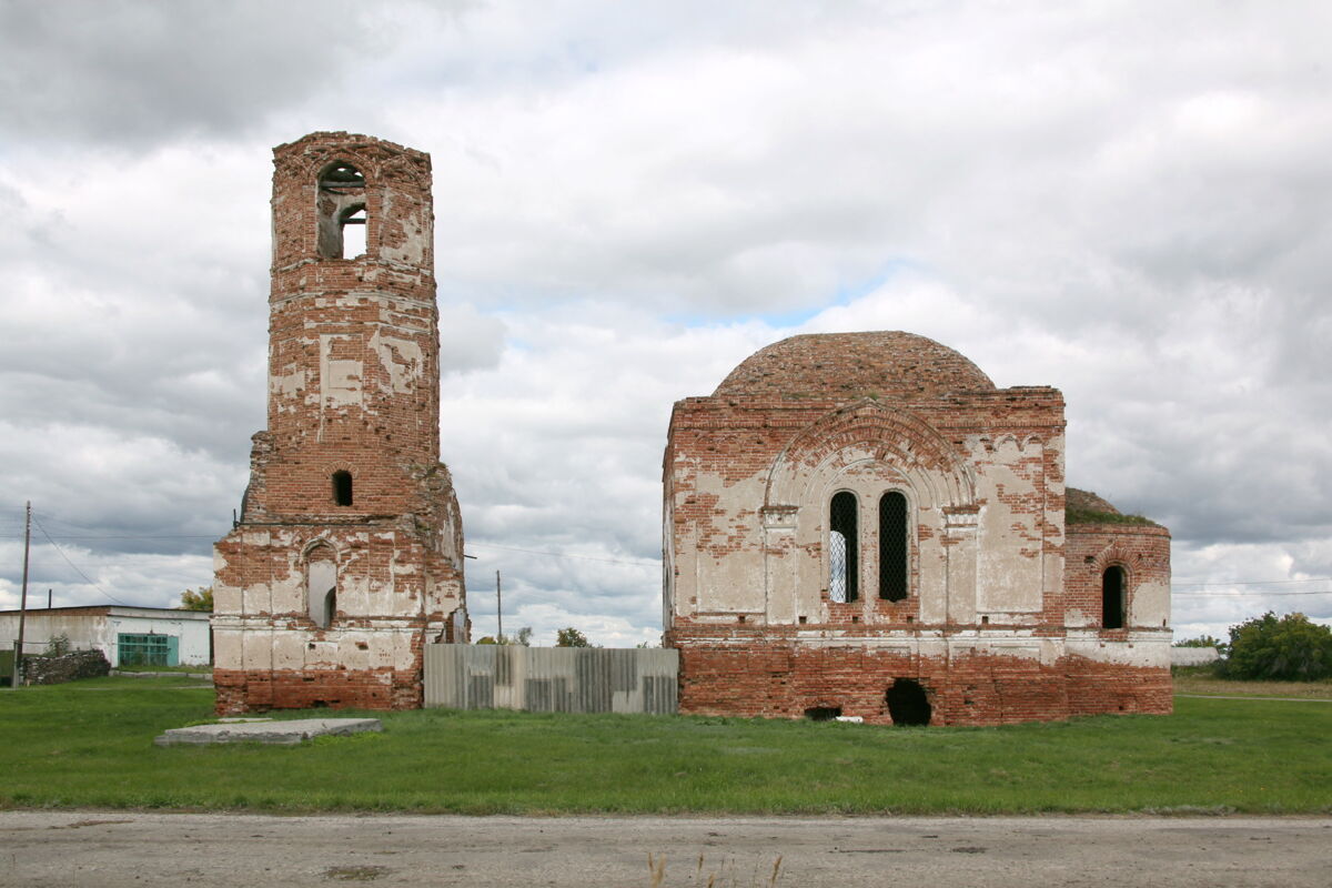 Церковь Петра и Павла, Петухи (Шумихинский район, Курганская область). фасады, Вид с юга