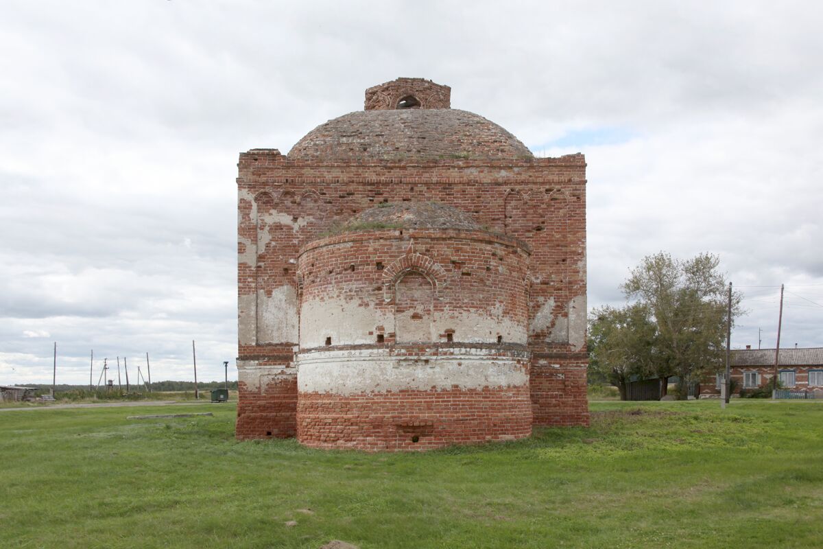 Церковь Петра и Павла, Петухи (Шумихинский район, Курганская область). фасады, Вид с востока