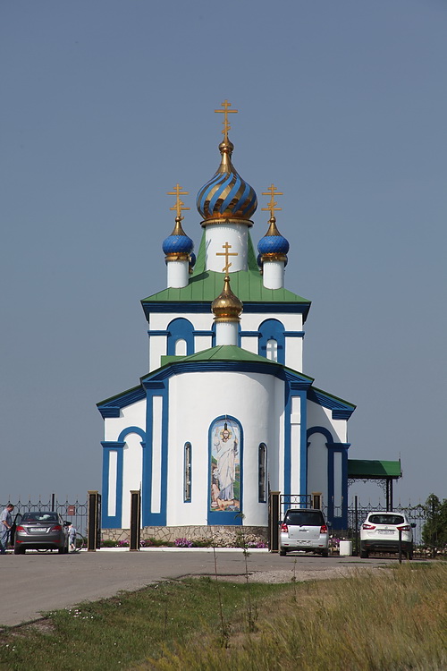 Церковь Рождества Пресвятой Богородицы, Варна (Варненский район, Челябинская область). фасады