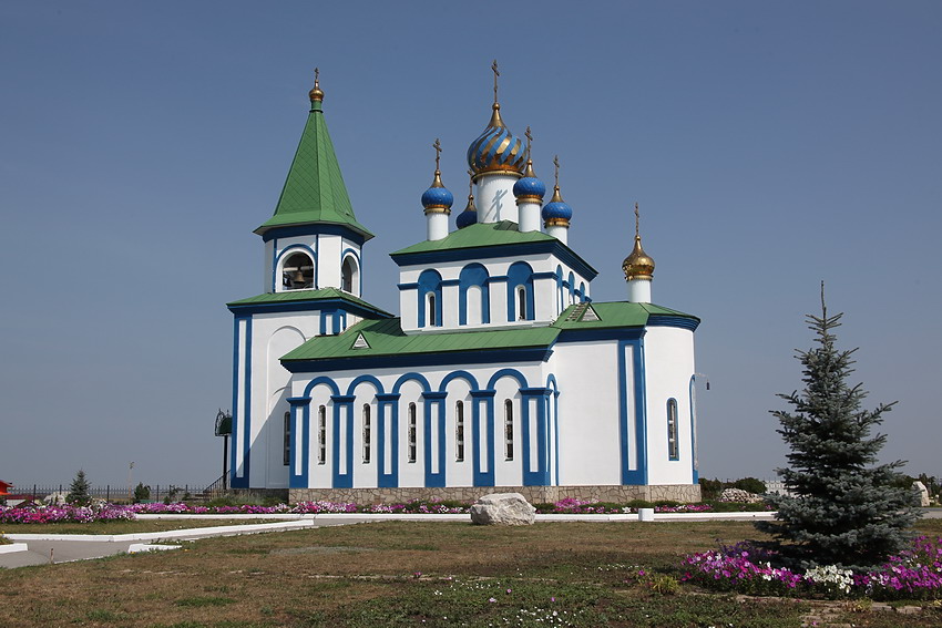 Варна. Церковь Рождества Пресвятой Богородицы. фасады