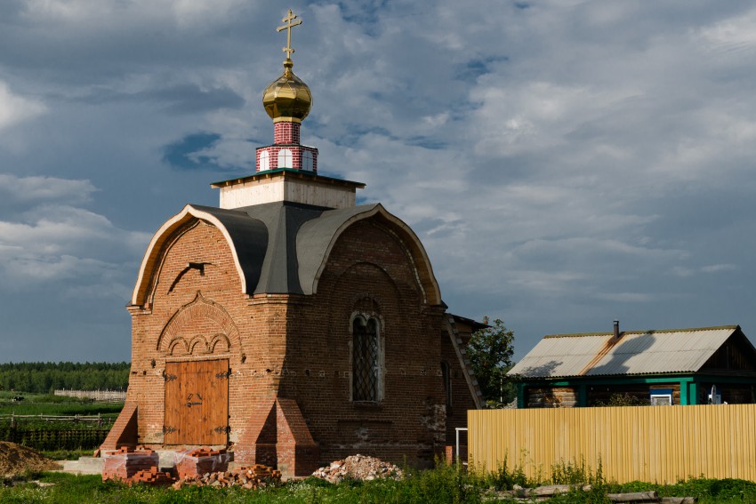 Ипатово. Часовня Тихона Калужского. общий вид в ландшафте