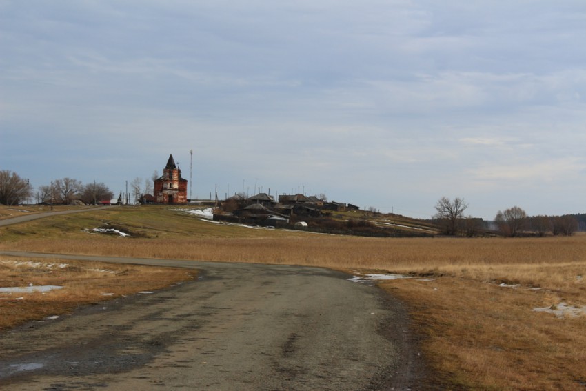 Церковь Николая Чудотворца, Острова (Юргамышский район, Курганская область). общий вид в ландшафте