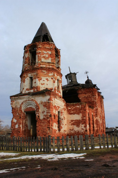 Острова. Церковь Николая Чудотворца. фасады
