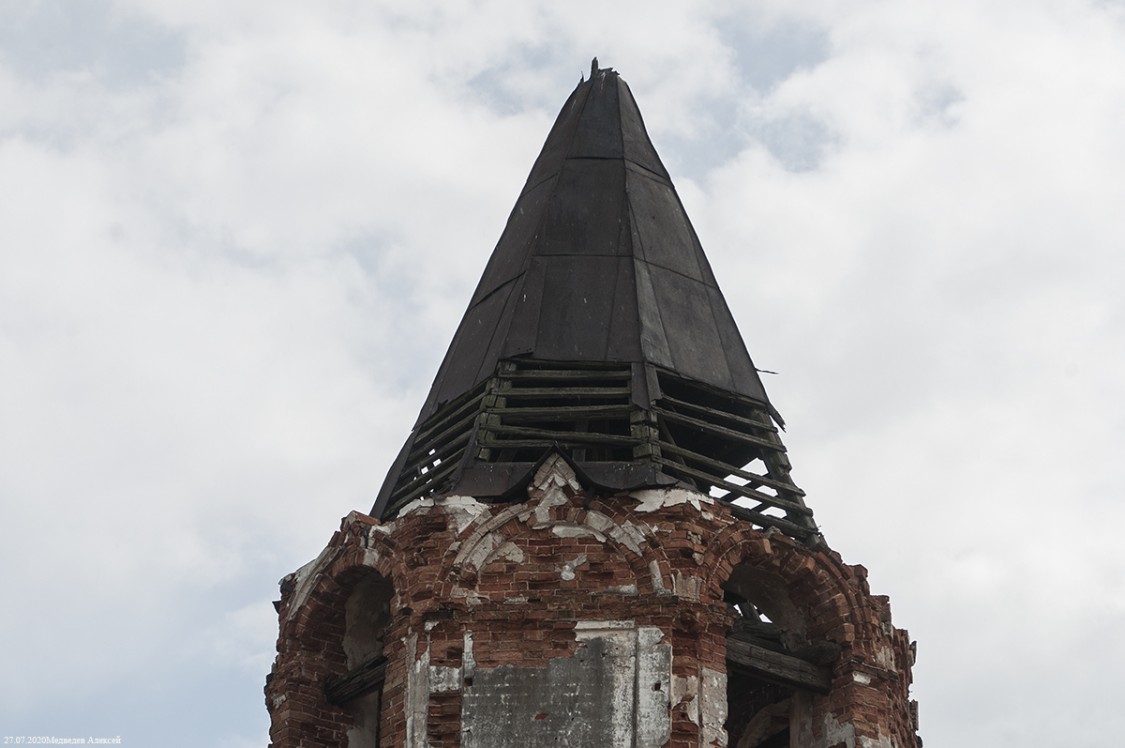 Церковь Николая Чудотворца, Острова (Юргамышский район, Курганская область). архитектурные детали
