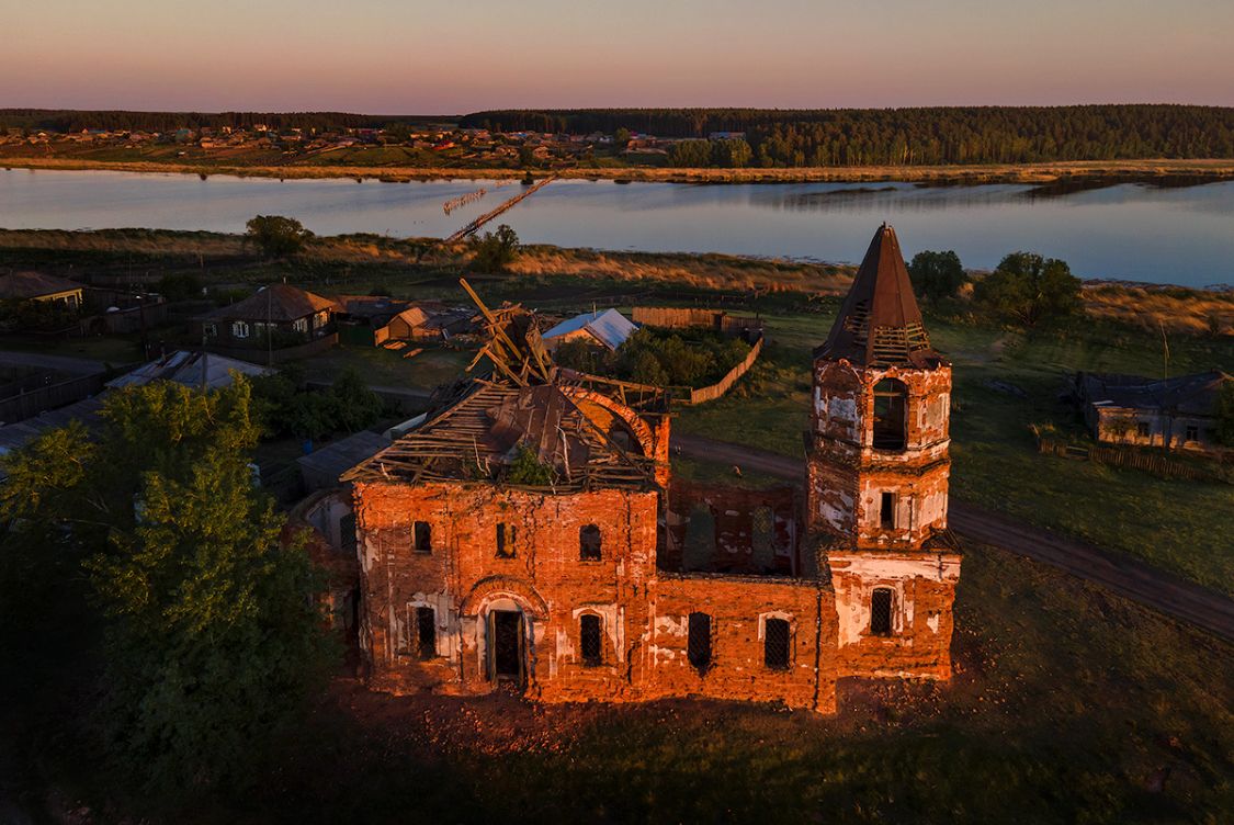 Церковь Николая Чудотворца, Острова (Юргамышский район, Курганская область). фасады