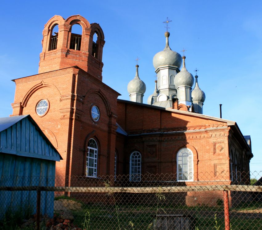 Церковь Флора и Лавра, Табашино (Оршанский район, Республика Марий Эл). фасады
