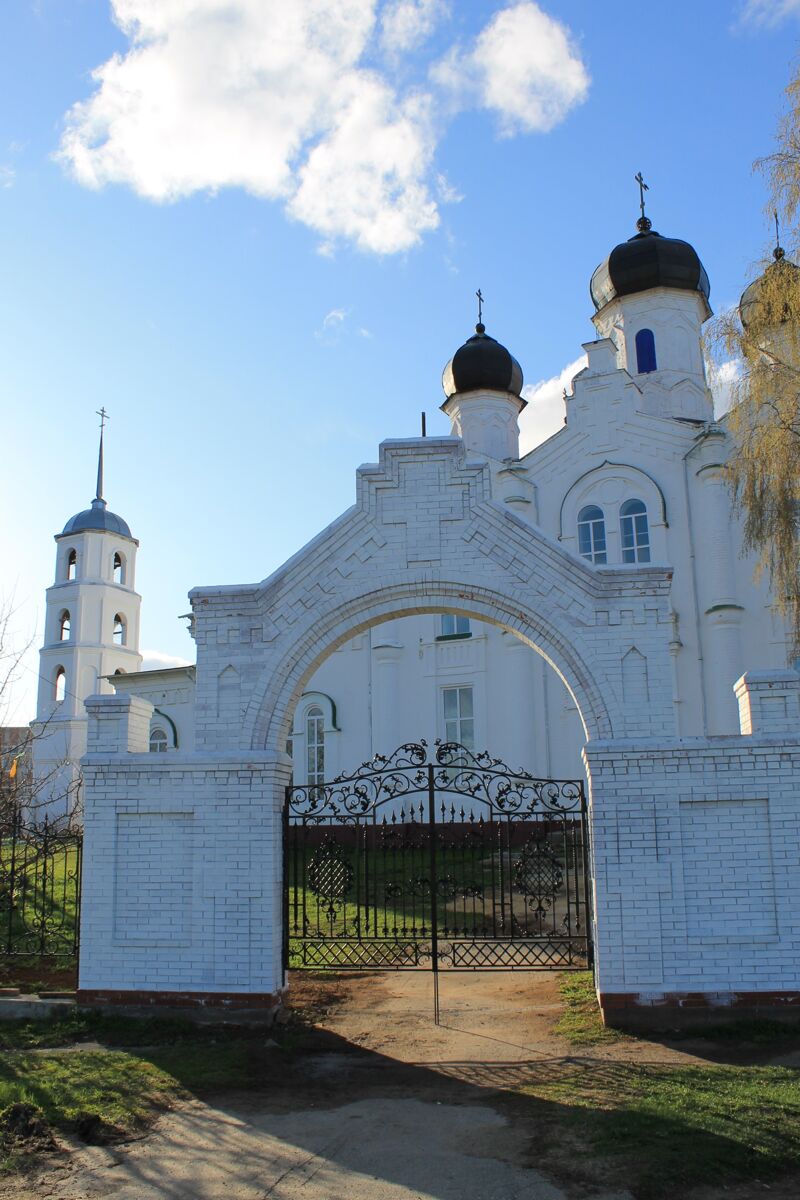 Церковь Покрова Пресвятой Богородицы, Марисола (Сернурский район, Республика Марий Эл). дополнительная информация, Церковные врата