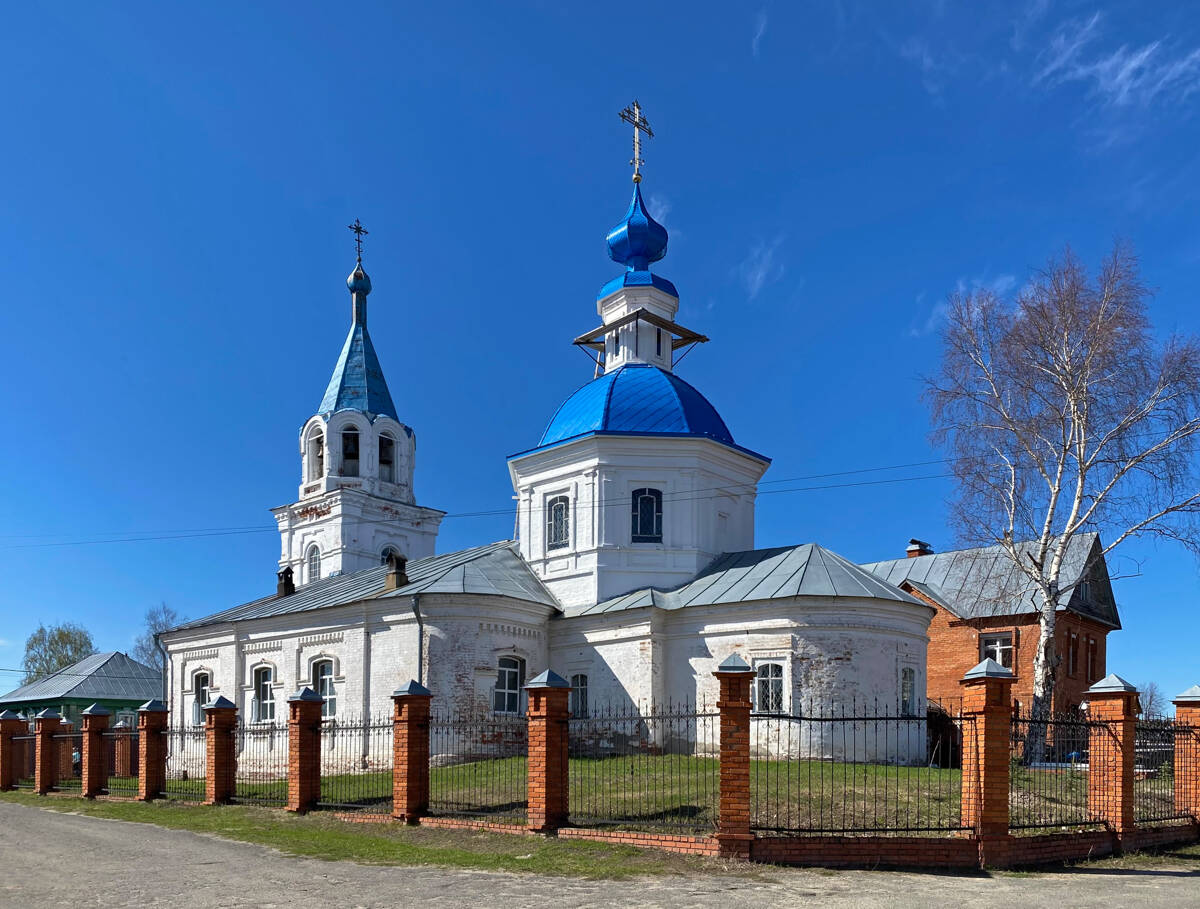 Церковь Покрова Пресвятой Богородицы, Кокшайск (Звениговский район, Республика Марий Эл). фасады, Вид с юго-востока