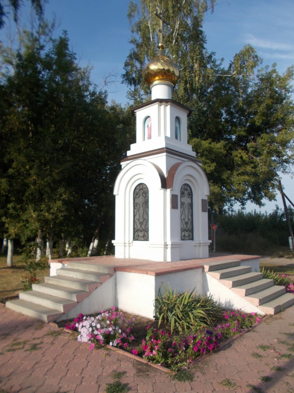Часовня в память жителей Мулловки, участников Великой Отечественной войны, Мулловка (Мелекесский район, Ульяновская область). фасады