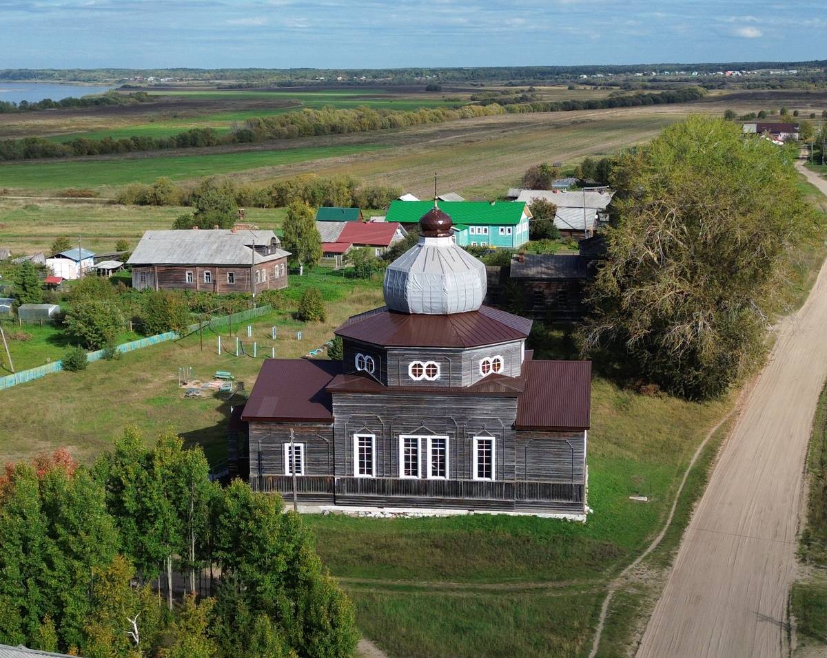 Церковь Спаса Нерукотворного Образа, Погост (Пиньгиша) (Холмогорский район, Архангельская область). фасады