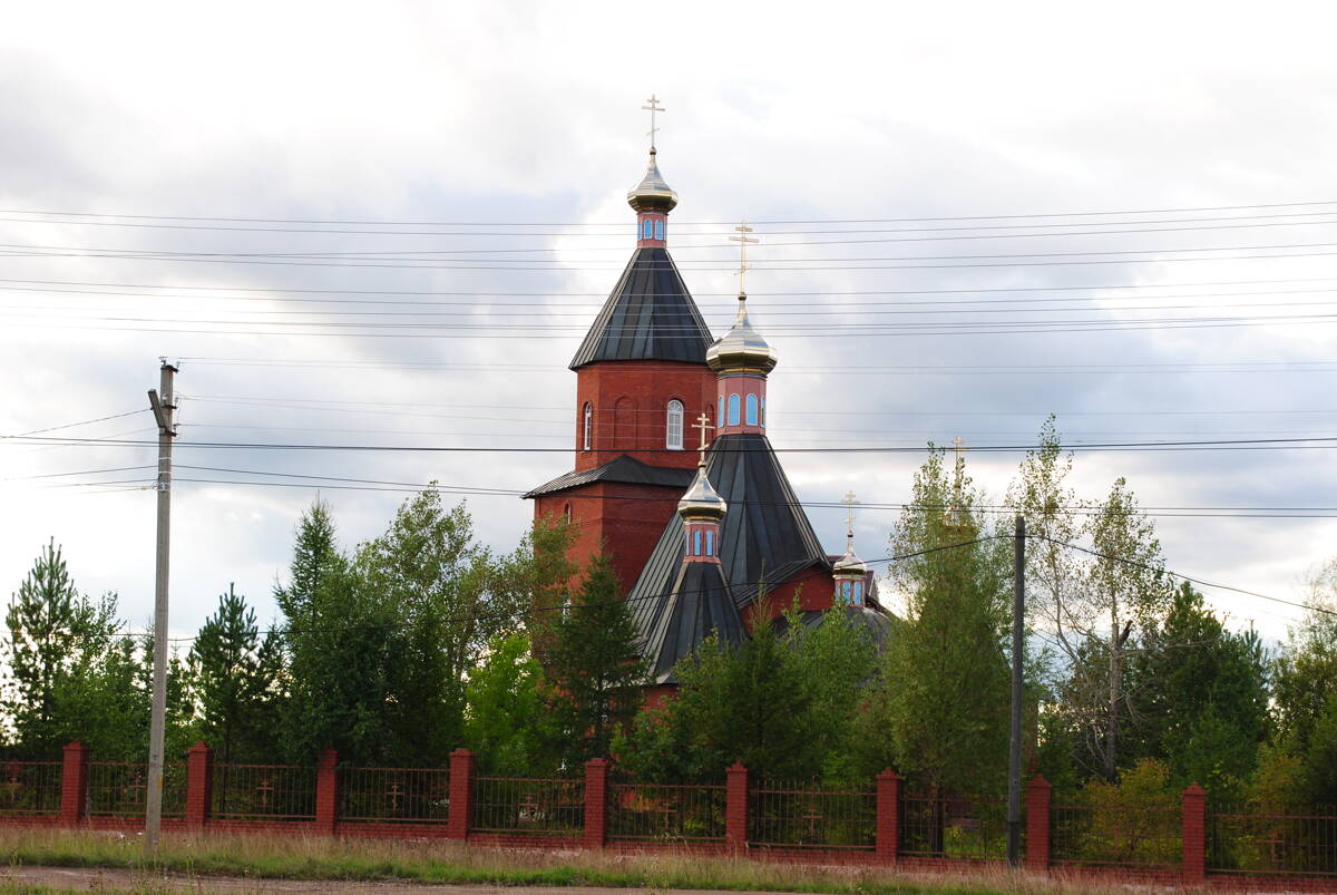 Церковь Моисея Уфимского, Павловка (Нуримановский район, Республика Башкортостан). общий вид в ландшафте