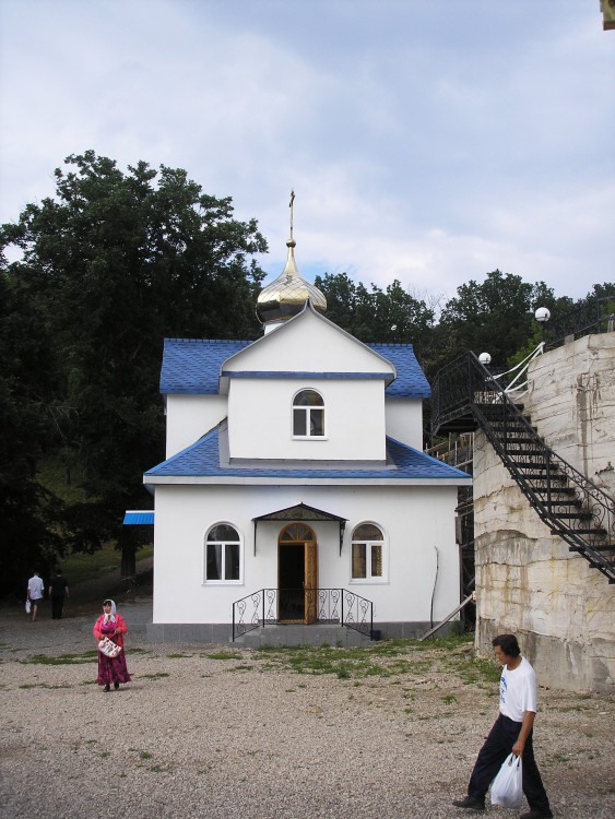 Курорта. Богородице-Табынский женский монастырь. Церковь Иоанна Предтечи. фасады