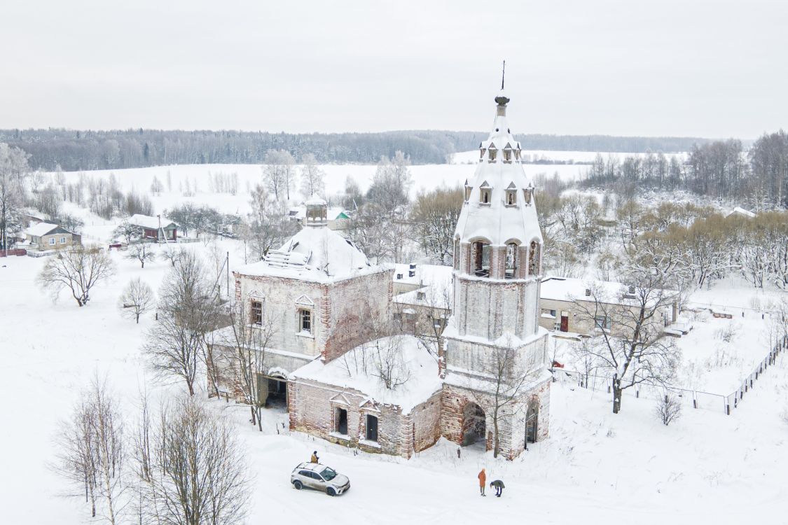 Церковь Покрова Пресвятой Богородицы, Брюхово (Ивановский район, Ивановская область). общий вид в ландшафте