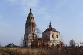 Брюхово. Церковь Покрова Пресвятой Богородицы