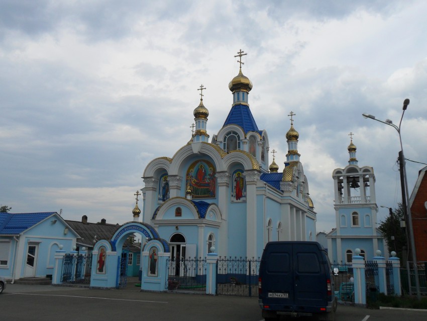 Церковь Успения Пресвятой Богородицы, Белореченск (Белореченский район, Краснодарский край). фасады
