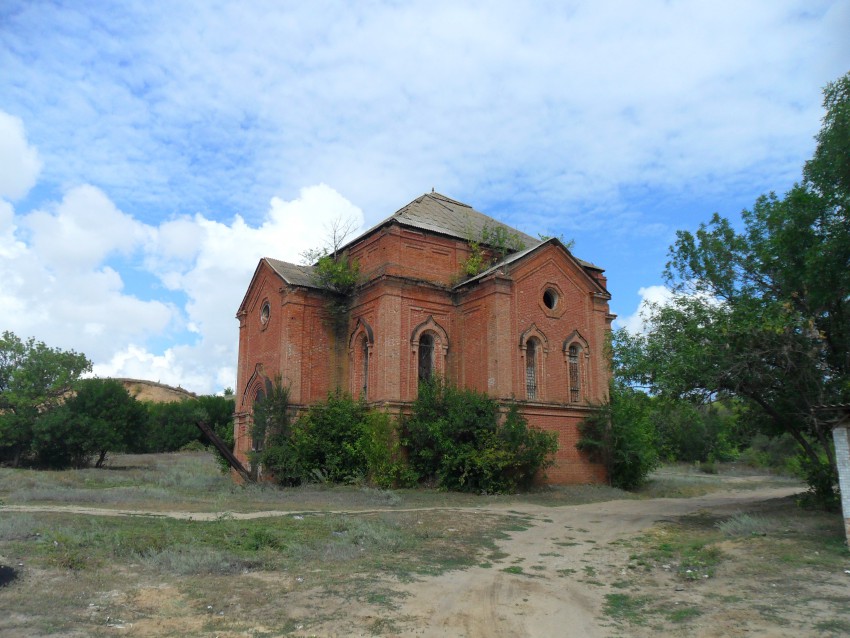 Колушкино. Церковь Иоанна Богослова. фасады