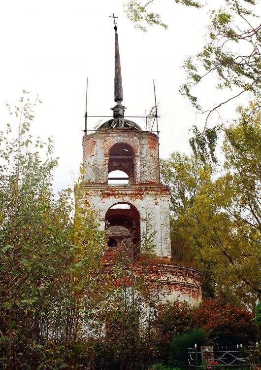 Церковь Троицы Живоначальной, Юркино (Бежецкий район, Тверская область). фасады