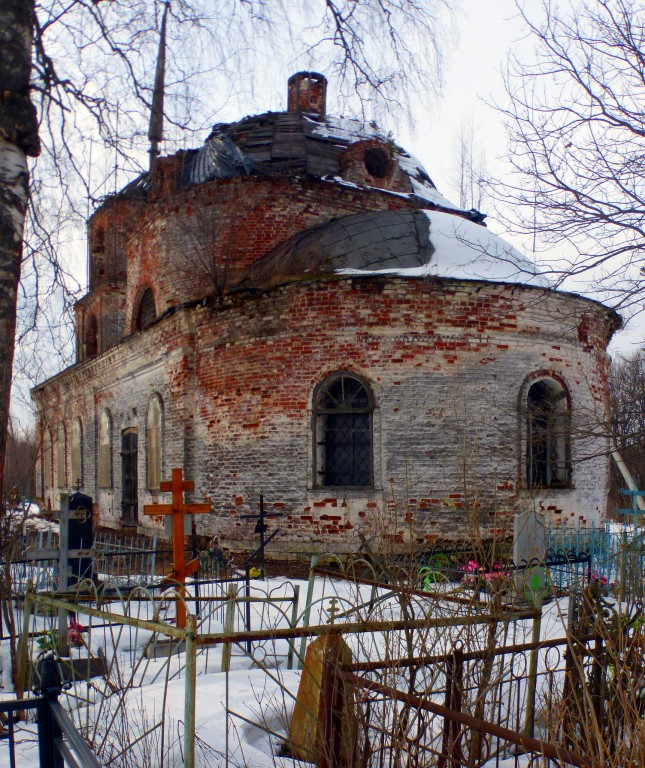 Церковь Троицы Живоначальной, Юркино (Бежецкий район, Тверская область). фасады