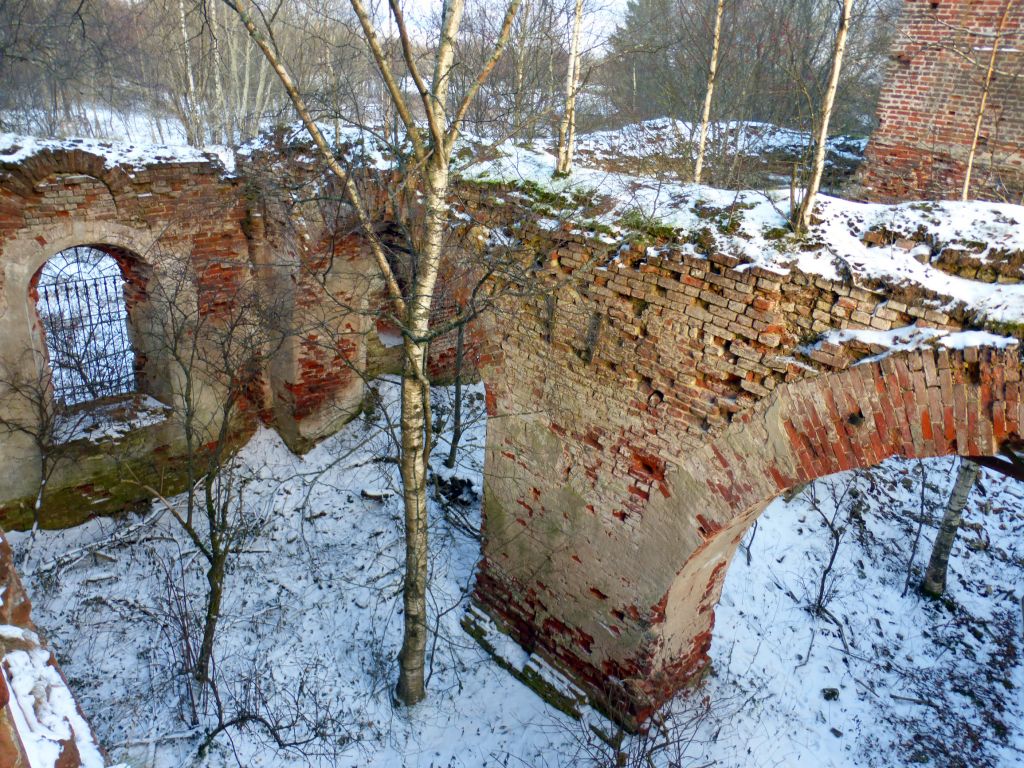 Церковь Благовещения Пресвятой Богородицы, Белое (Бежецкий район, Тверская область). архитектурные детали, Трапезная.