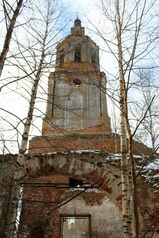 Церковь Благовещения Пресвятой Богородицы, Белое (Бежецкий район, Тверская область). интерьер и убранство, Колокольня.