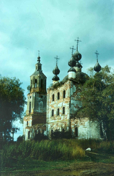 Белое. Церковь Благовещения Пресвятой Богородицы. фасады, 1994